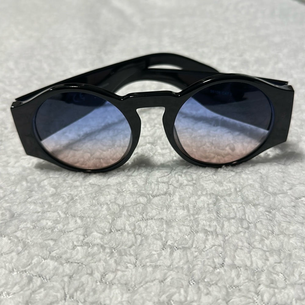 Women’s Givenchy Style Black Sunglasses